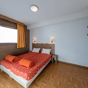 https://ecrin-des-neiges-chamrousse.hotels-rhonealpes.com